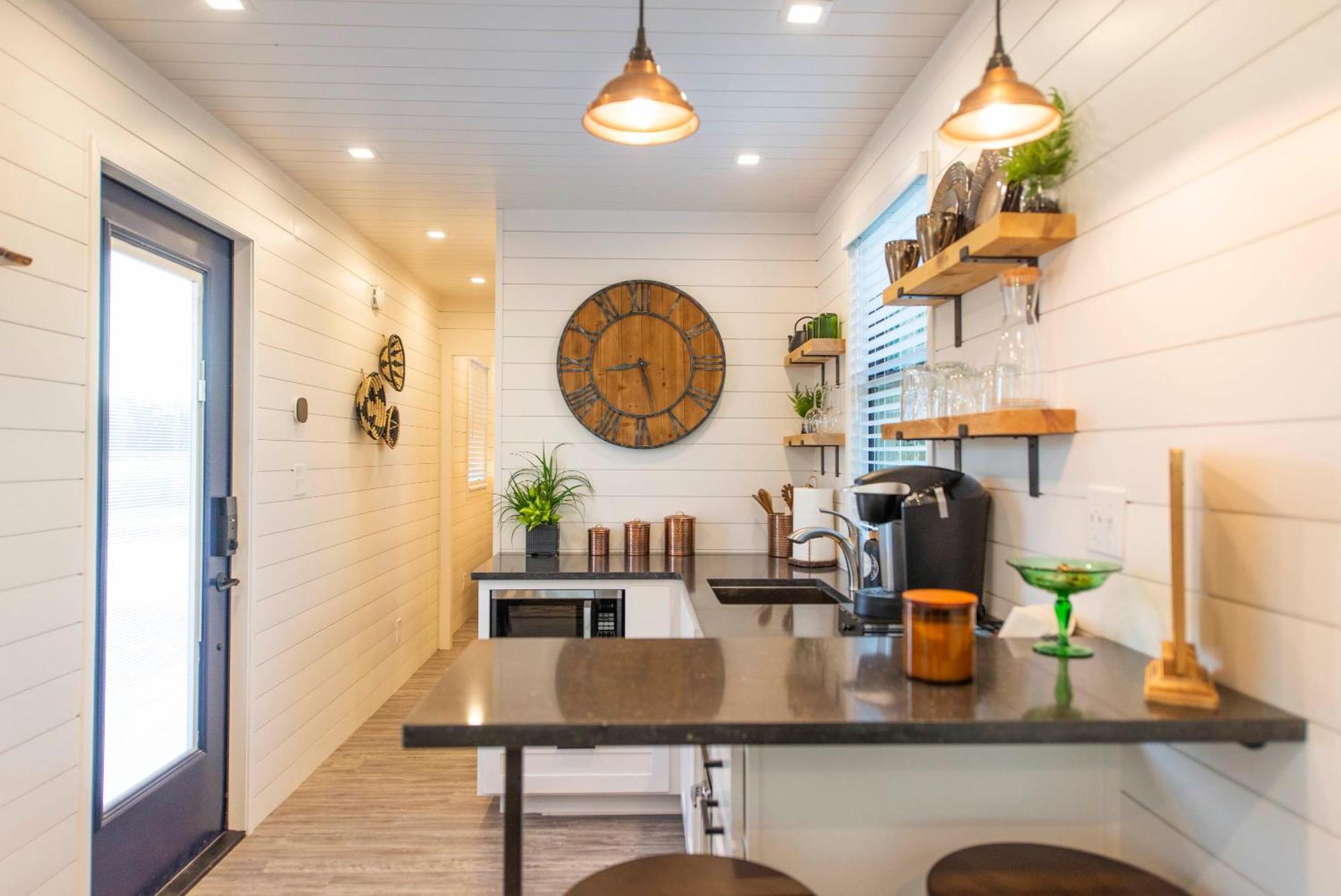 The Woods- Container Tiny House 12 Min To Magnolia/Baylor/Downtown Βίλα Bellmead Εξωτερικό φωτογραφία
